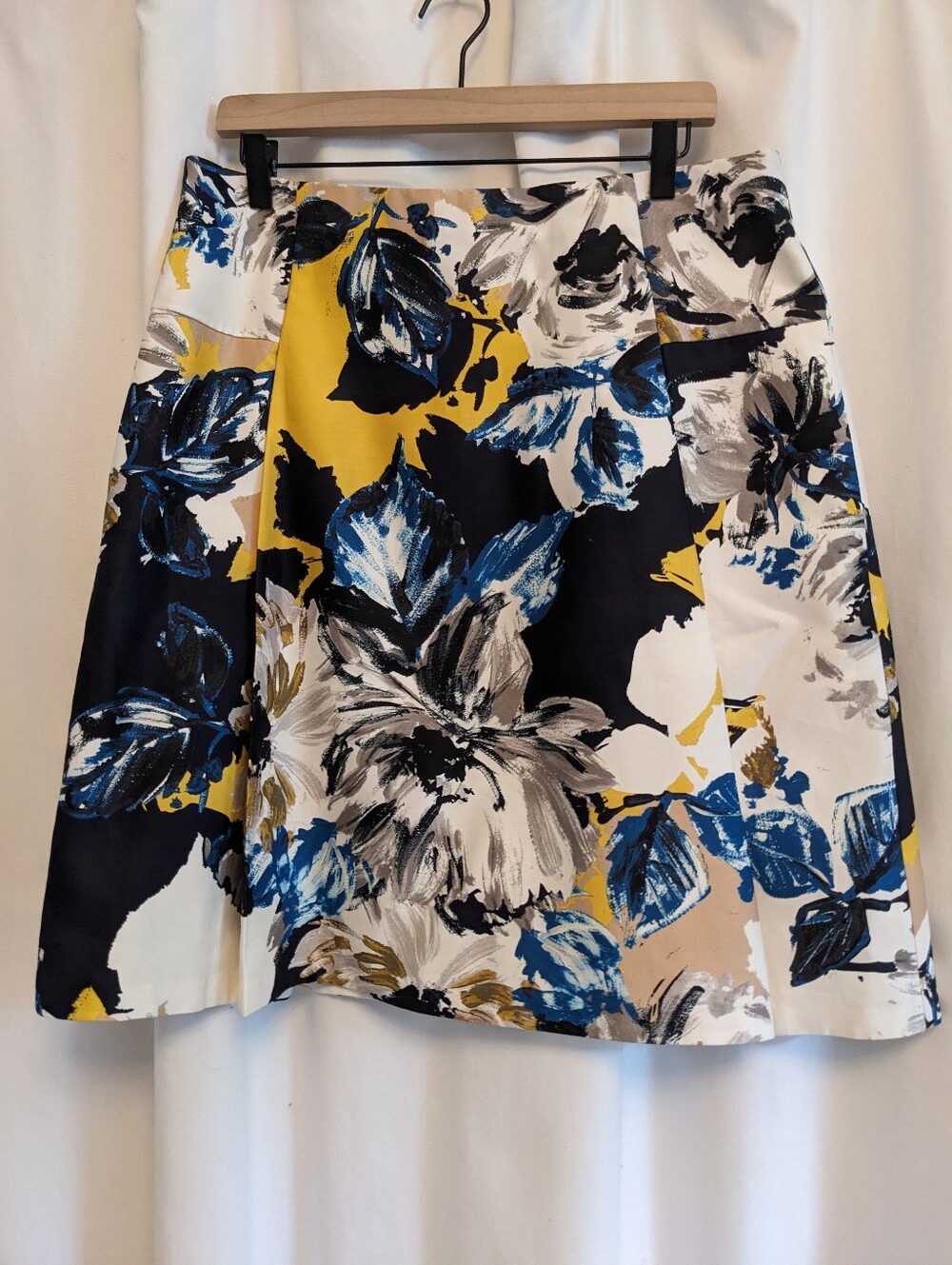 L.K. Bennett Lysse Abstract Floral Print A-Line Skirt Size 12